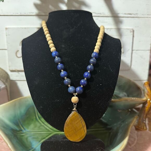 Mala Style Necklace Genuine Lapis Lazuli & Sandalwood Beads Big Tigers Eye Pend. - Picture 2 of 4